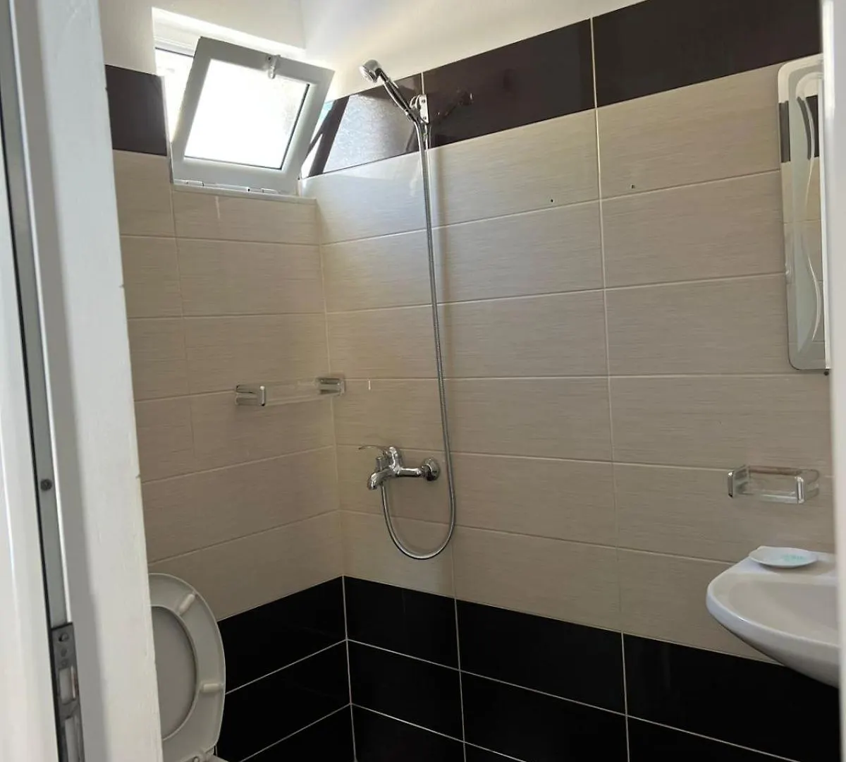 Guest house Vila Erioni Ksamil